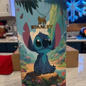 Stitch tumbler gift set